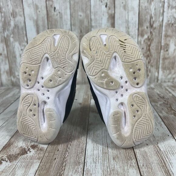 Jordan cmft low toddler 6 black white red - Picture 7 of 8